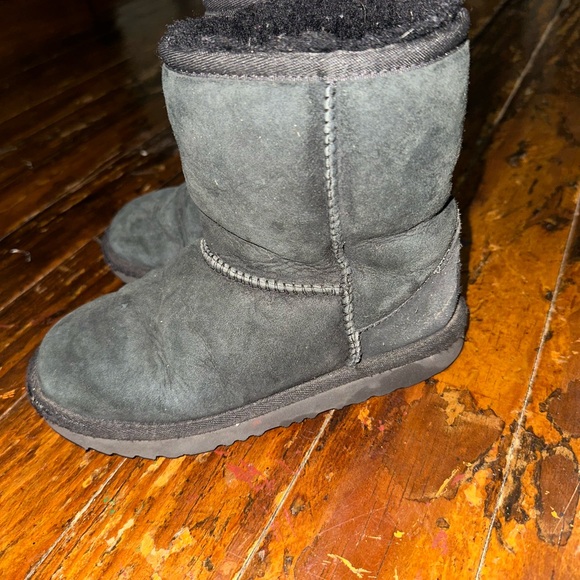 Ugg boots - Picture 4 of 6